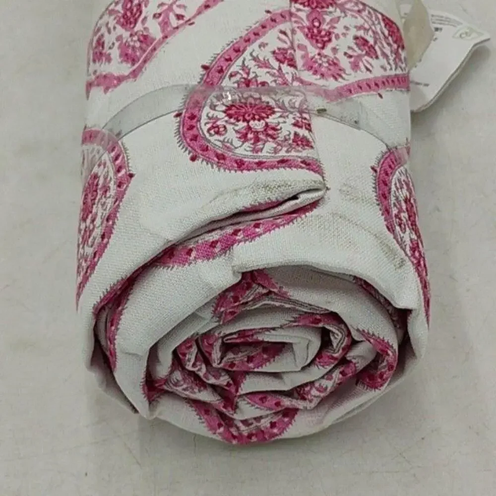 Pottery Barn Heart Block Tablecloth Rectangle 70x126
